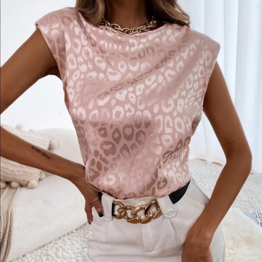 Satin brown leopard print sleeveless blouse - Picture 2 of 15